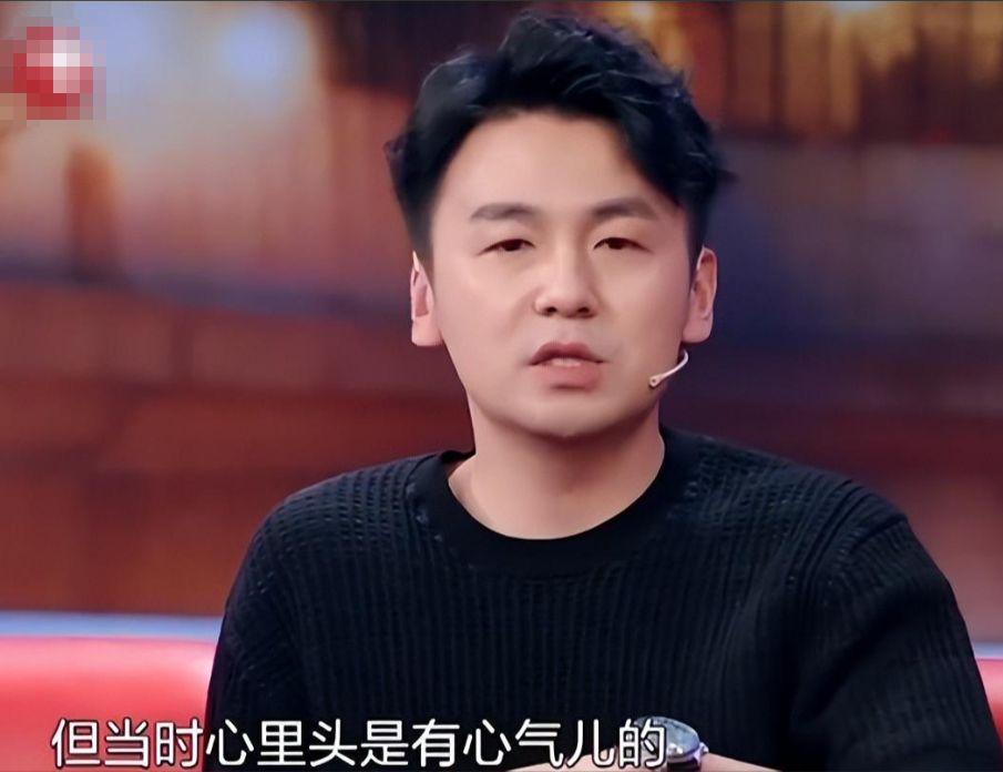 呆头呆脑的雷佳音为何能如此抢手他的清醒让内娱羞愧