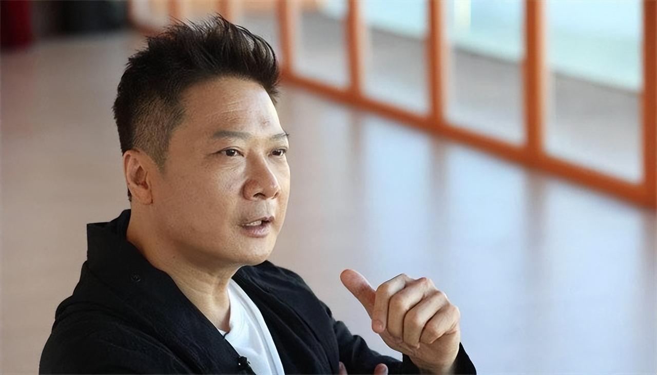 回顾钱嘉乐:被誉为武替天花板,迎娶小10岁富家女,今成人生赢家