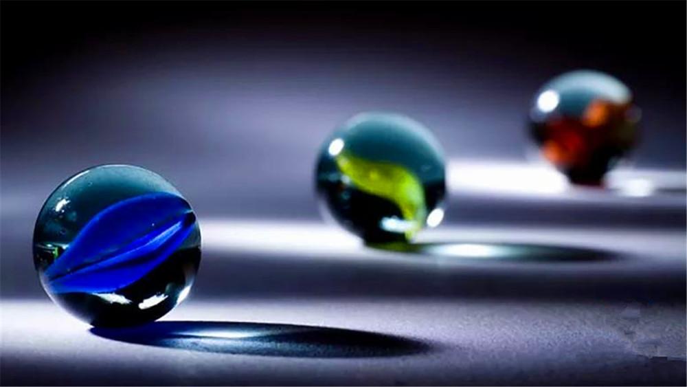 回顾楼上明明没有人活动为何天花板上会传来弹珠声结果很意外