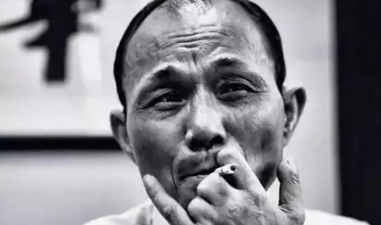 尧建云花150拜师江西赌王狂赢600万双腿被砍想起师傅一句话