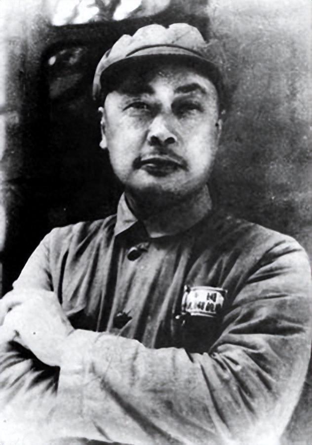 1975年爱吃鳖的少将李迎希在大会上讲我们离休的是小王八