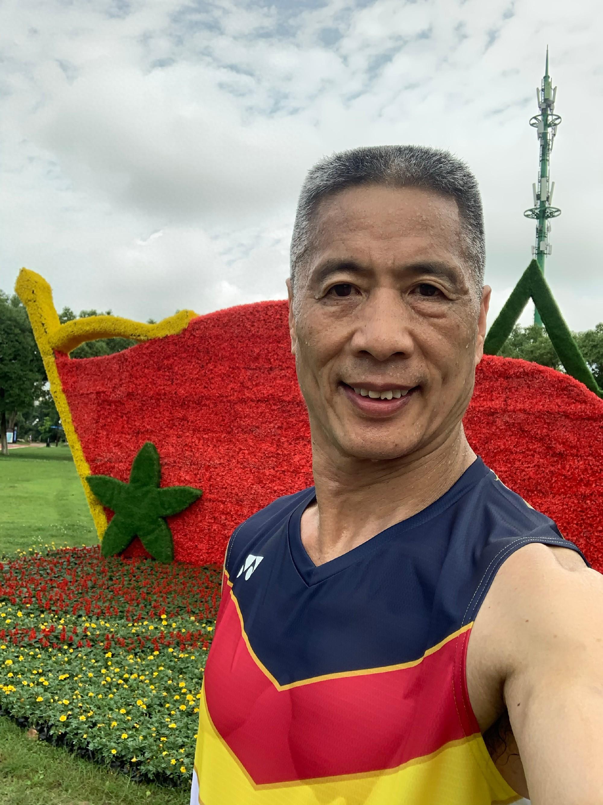 羽坛三剑客熊国宝为吃饱饭打羽毛球离婚又再婚现状如何