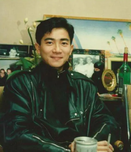 回顾陈百强母亲姚玉梅英年早逝的儿子让我心痛余生活在回忆里