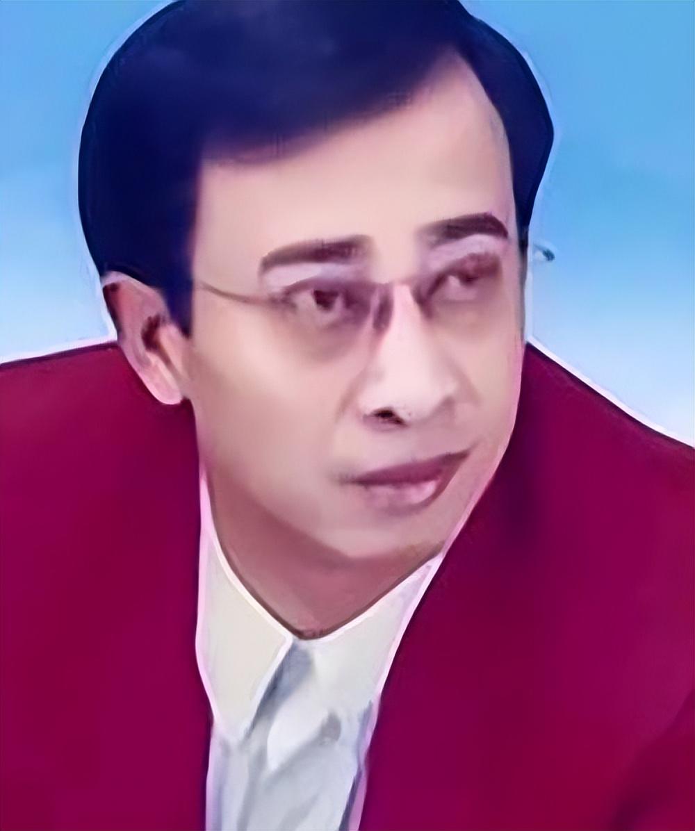 有媒体报道,著名歌手高雄因病去世,终年68岁.