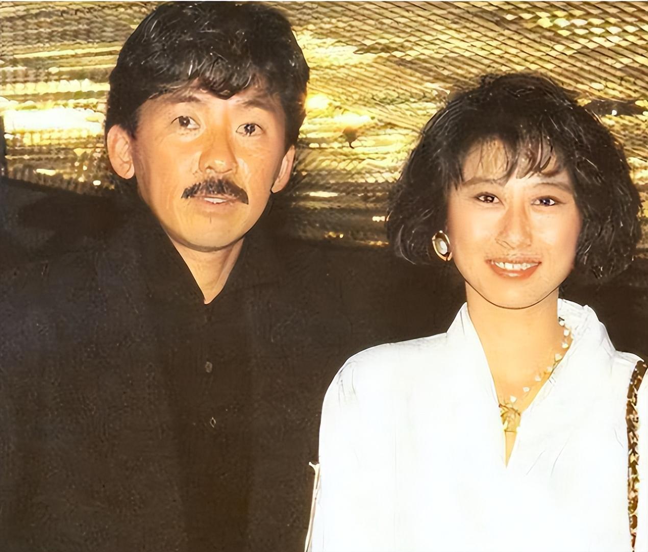 回顾梁洛施的担心是对的林子祥这一搂戳穿叶倩文最后的体面