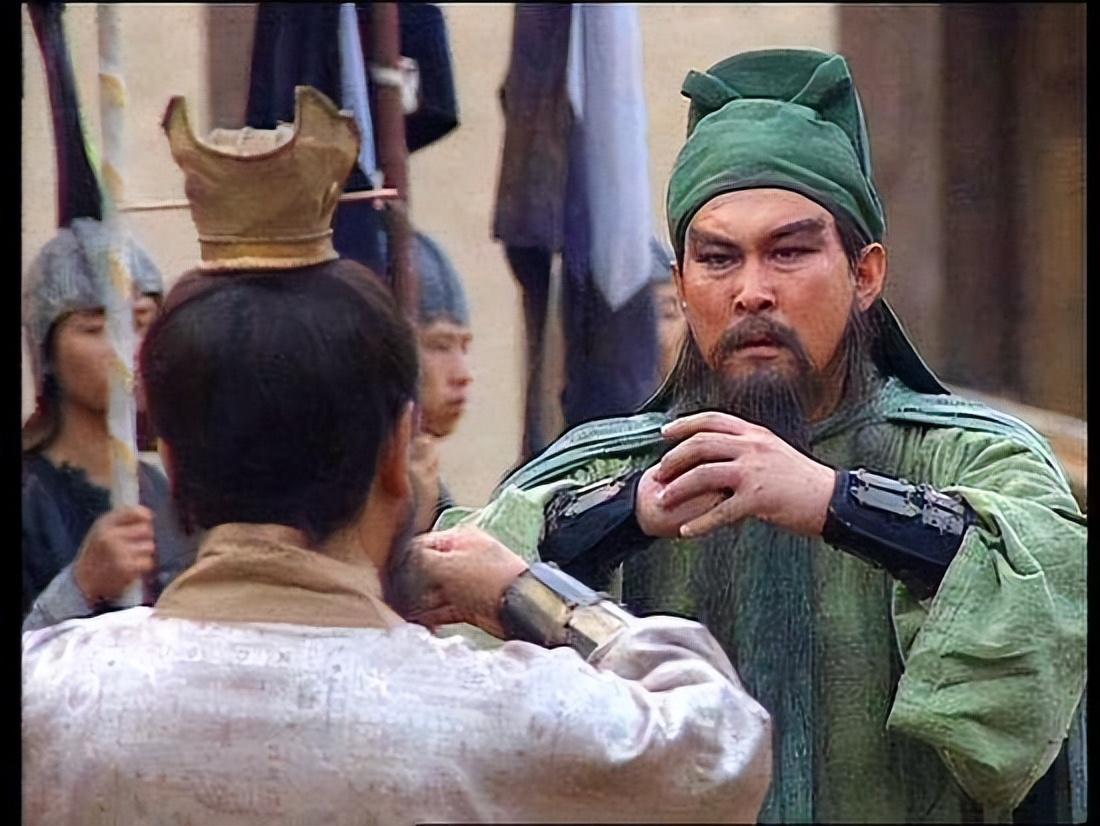 如果张辽不劝架夏侯惇追杀关羽后续会如何张辽关羽会被生擒