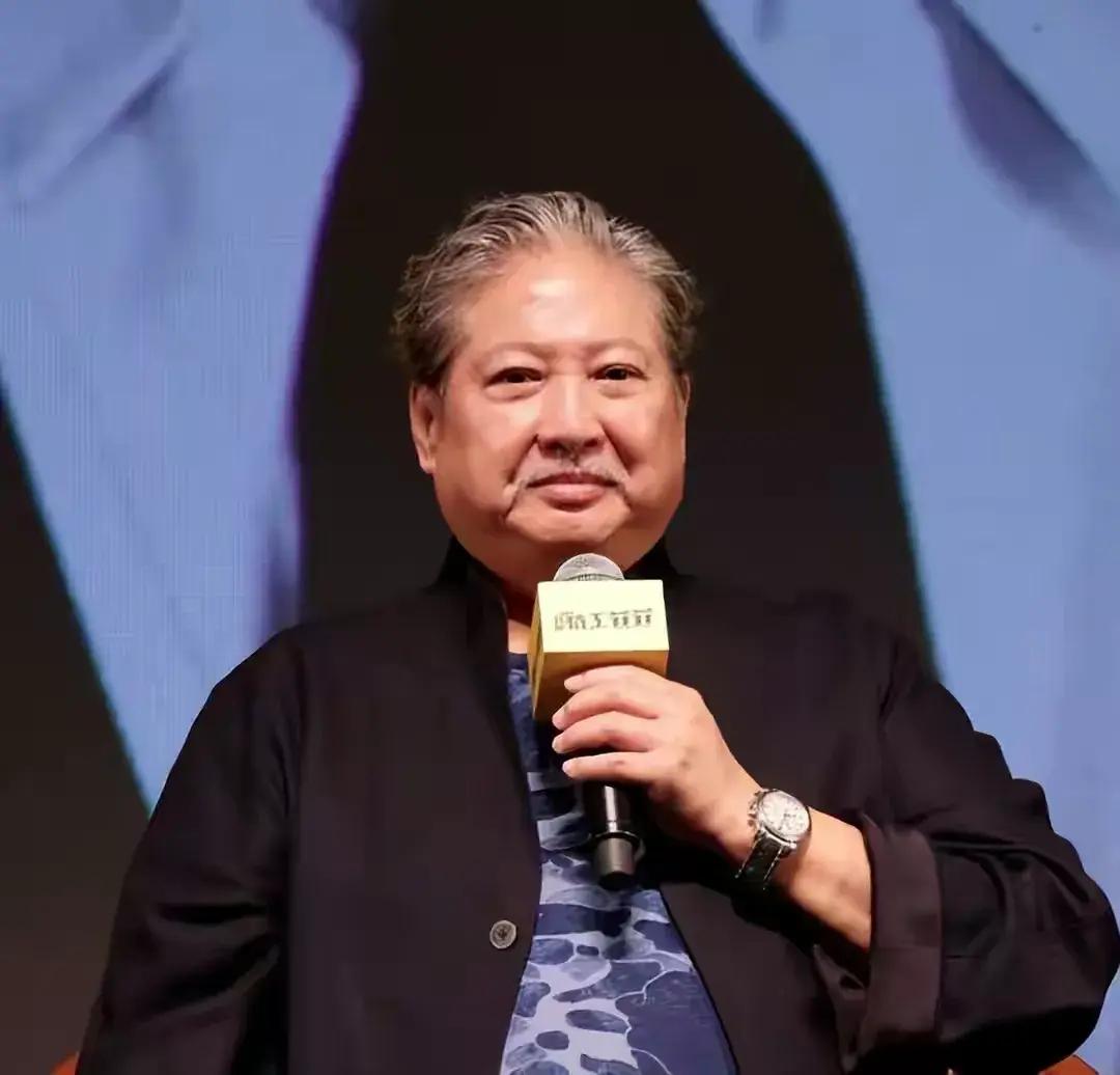 回顾71岁的洪金宝如果从商当年的财力可能是李嘉诚现在的一半