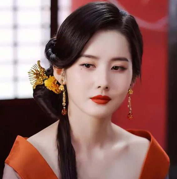 王丽坤(聂慎儿)