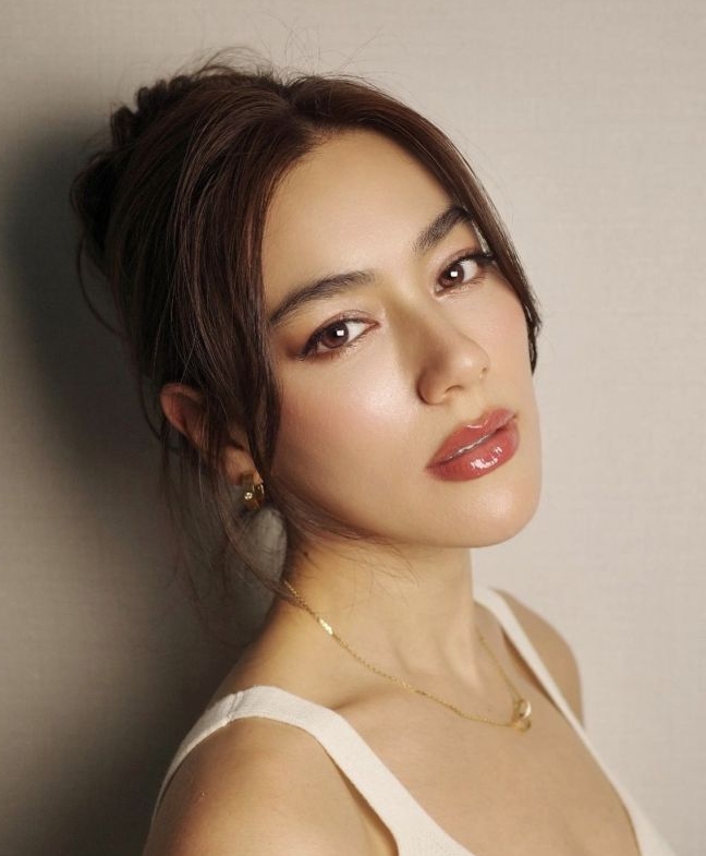 泰国女演员kimmy kimberly近日出席活动时亲口否认怀孕传闻,表示目前