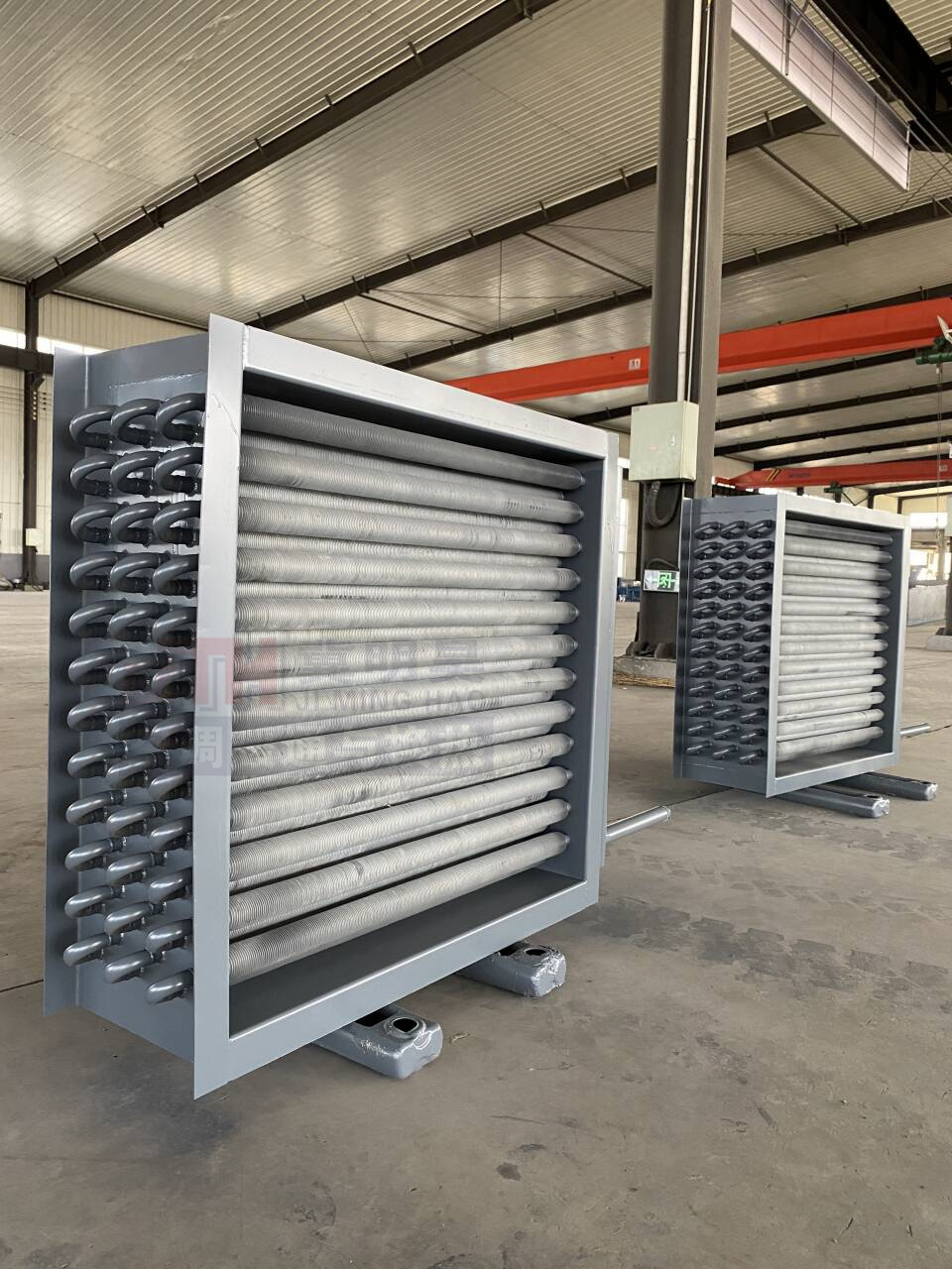 翅片管换热器是高效的热交换设备,广泛应用于空气加热领域.