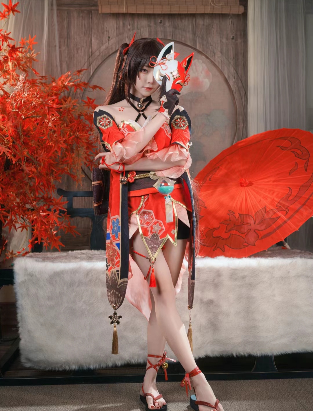 好漂亮的花火cos,小姐姐这双大长腿,太吸眼球了吧