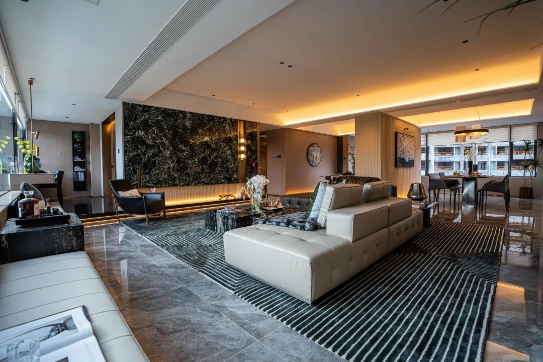 万科3月卖了245亿,专家直言一二线房价企稳,万科完全了吗?