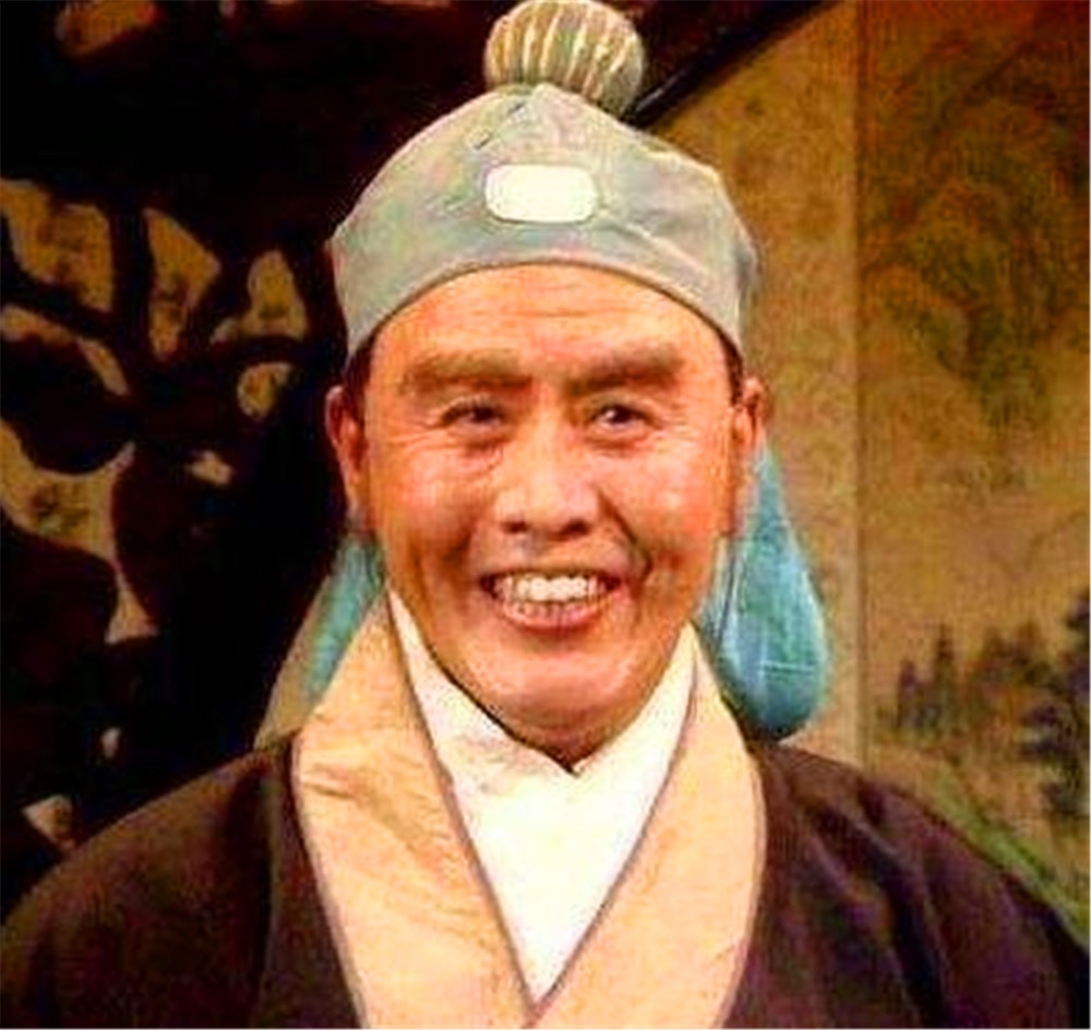 《西游记》里的猪八戒在高老庄三年都做了什么?