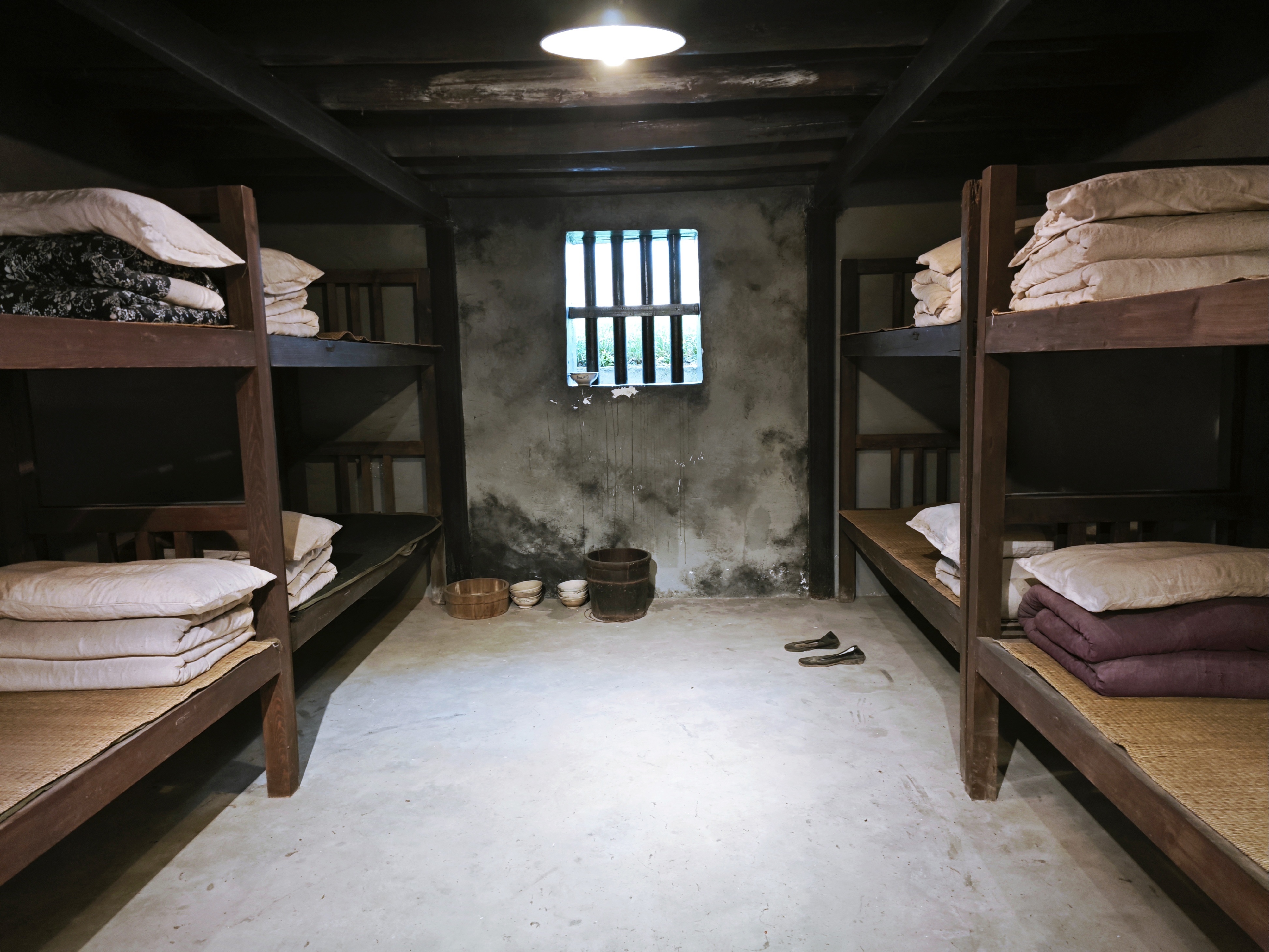 重庆渣滓洞集中营:国民党历史监狱的见证