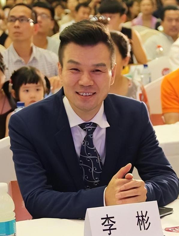 李彬曾是主持界一哥与病魔抗战多年后体会了什么叫人生