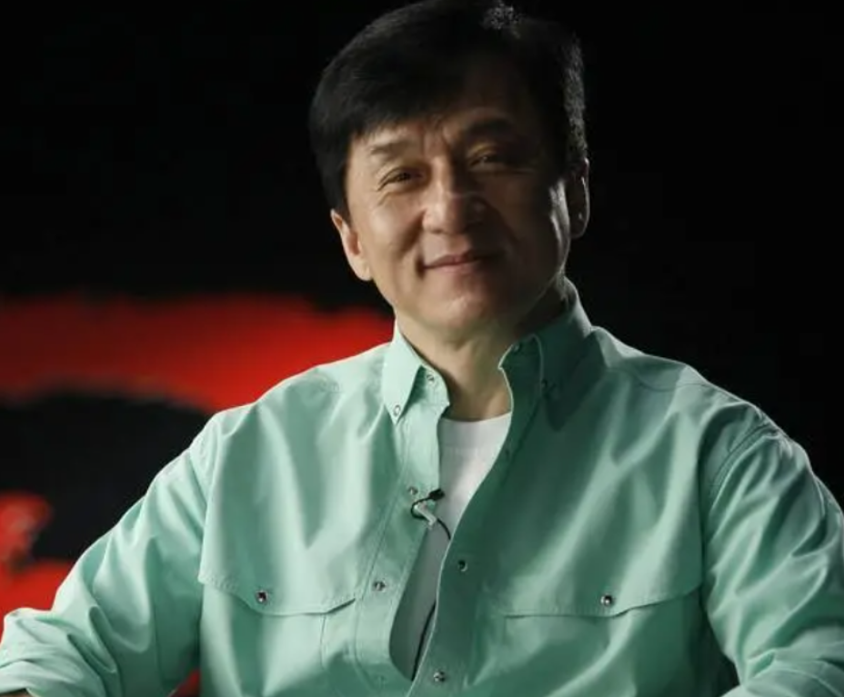 低调而又出乎意料细想70岁成龙的资产才知道什么叫人生赢家