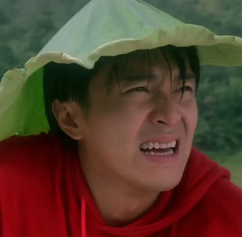 事实证明61岁许久未见的周星驰已经走上了另一条大道