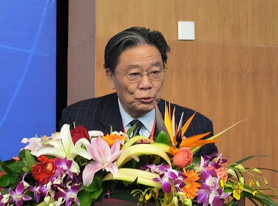 王茂林:毕业就去煤矿工作,后主政山西和湖南,如今90岁仍在工作