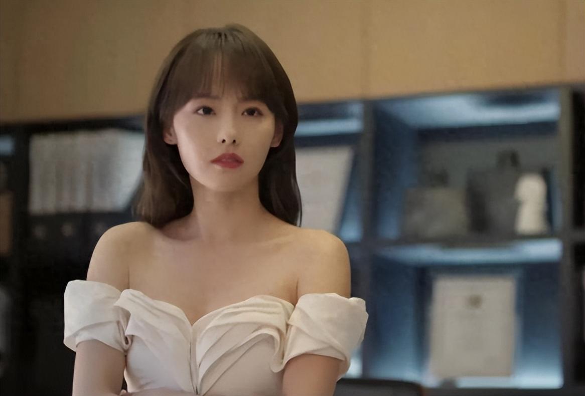 回顾张嘉倪36岁被男人抛弃还失去两个孩子的抚养权现男方后悔