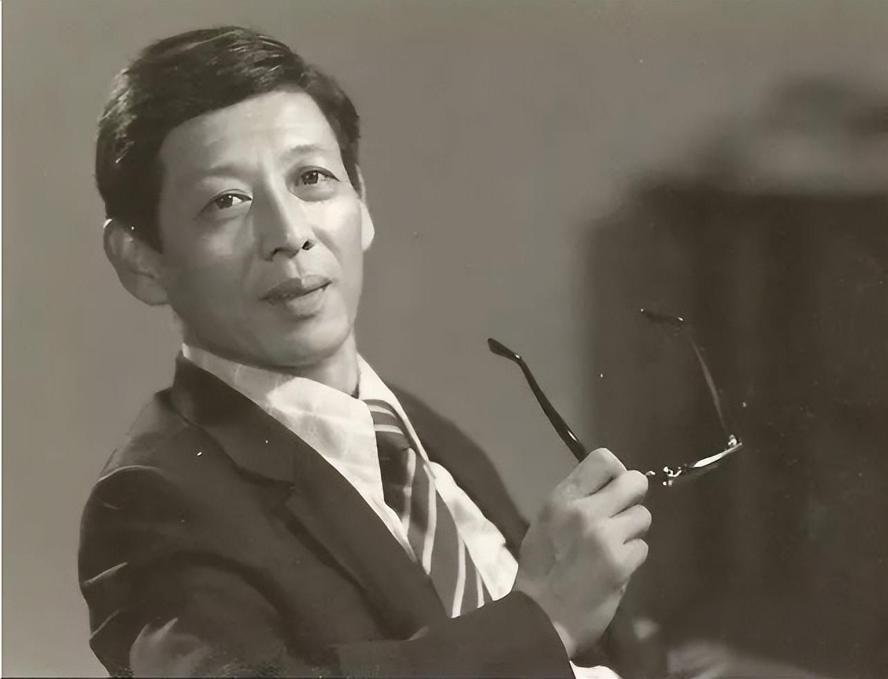 回顾配音毕克离婚又再婚儿子自杀身亡夫妻长期分居悲情离世