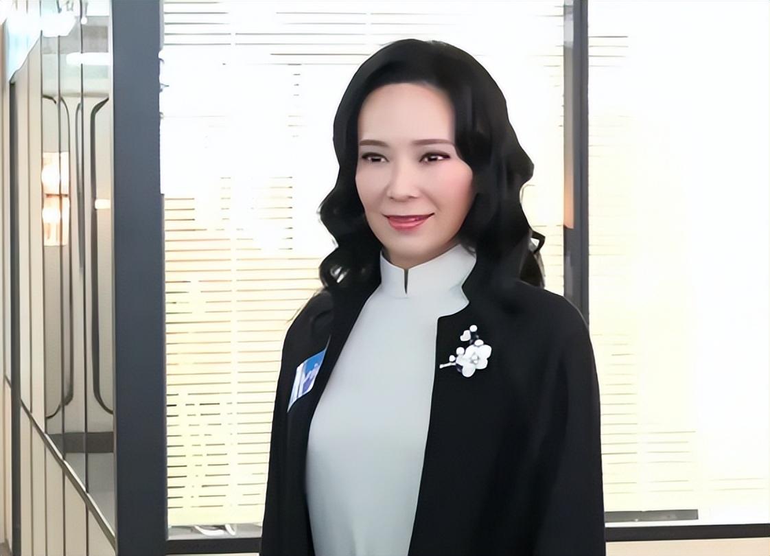 回顾寻秦记女主境况唏嘘有人17岁当妈有人荧幕初吻还在