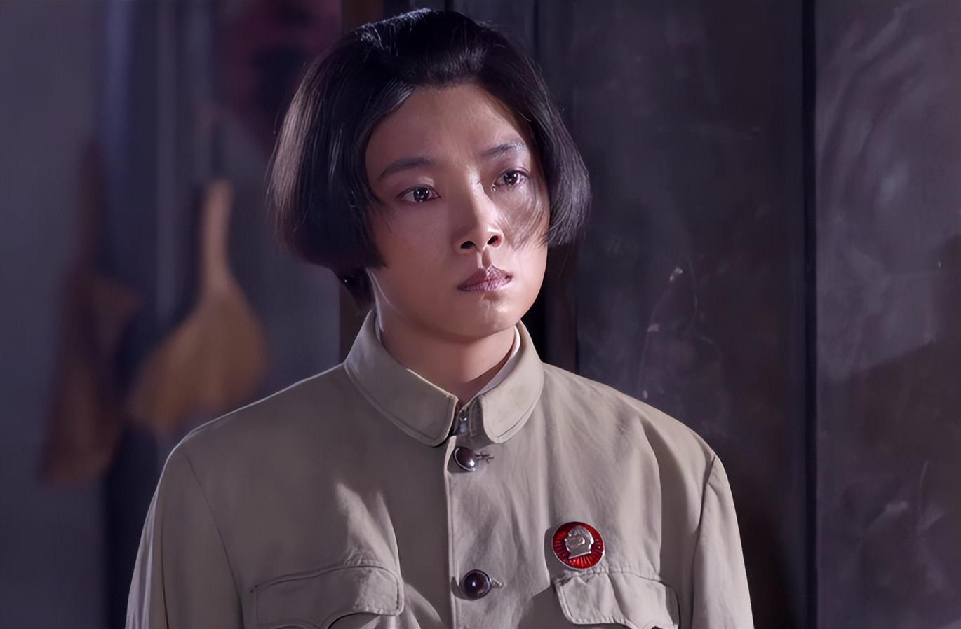 回顾亮剑演员境况2位已逝1位消失女配反超田雨成一线大腕