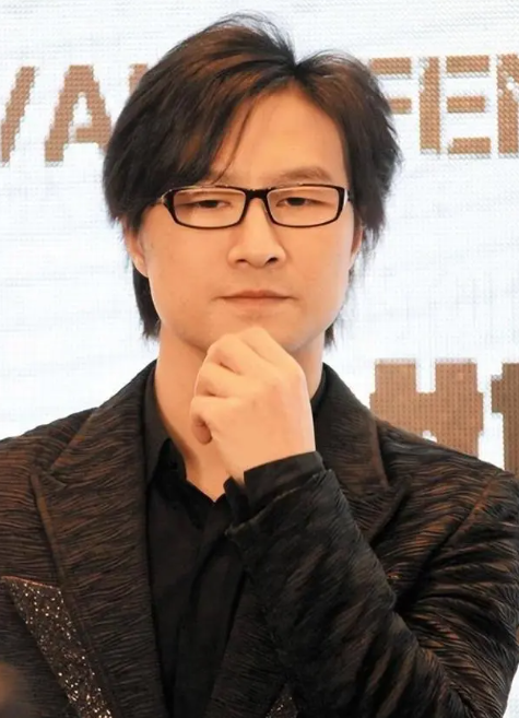 张译,吴奇隆,汪峰和许亚军这四位男明星各有各幸福,各