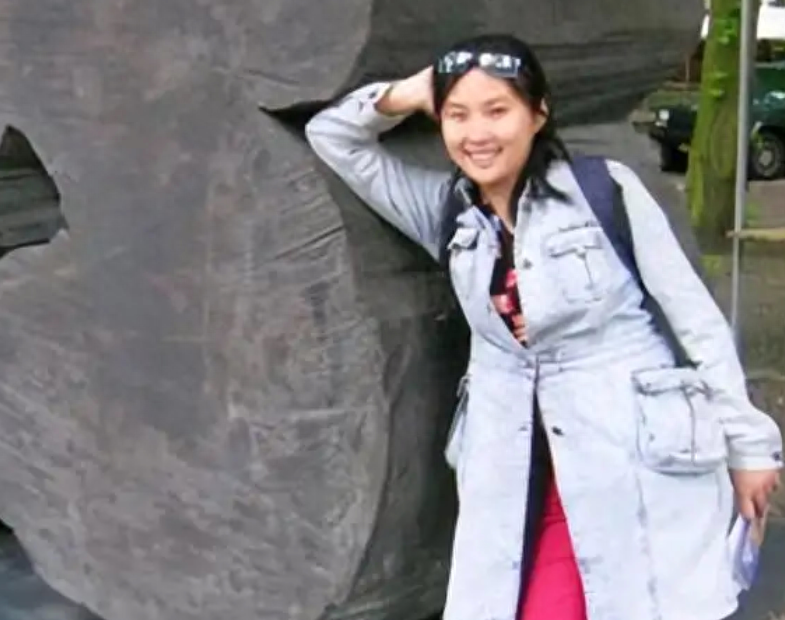 辛苦追逐着人生梦想的于娟,在这个时候终于放慢了自己的脚步,大脑得以