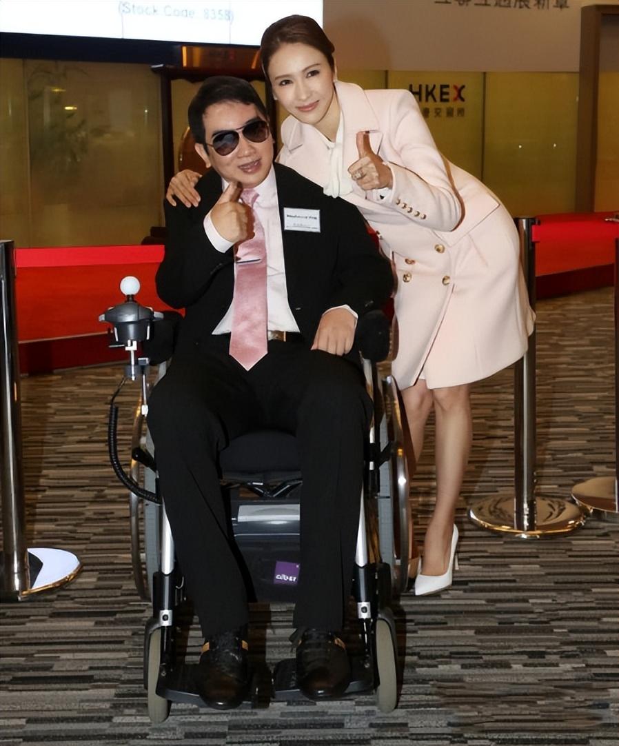 回顾古惑仔8位大嫂现状有人路边摆摊有人身家亿万