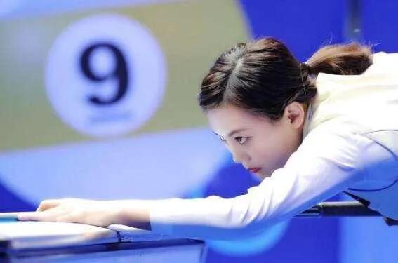 回顾九球天后潘晓婷身家8亿41岁单身一人父母操碎了心