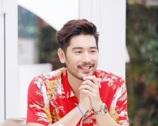 十年后,高以翔因《遇见王沥川》中的王沥川一角走红,此后多出现在综艺