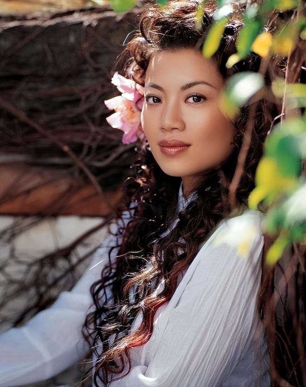 回顾张也55岁未婚未育和男闺蜜吕继宏神仙友情让人羡慕