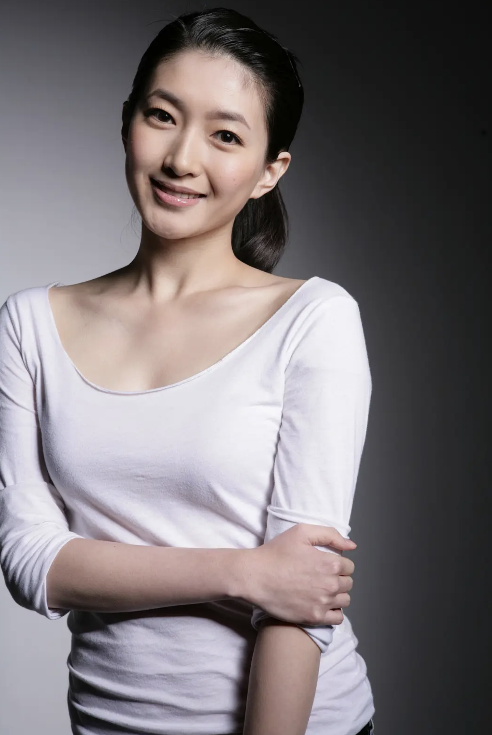 江疏影曾有社交恐惧症与胡歌分手7年她活得更加自信洒脱