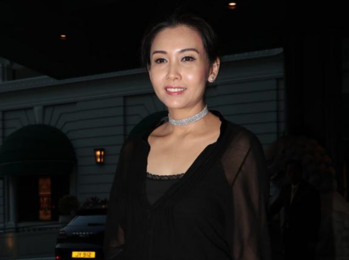 回顾古惑仔8位大嫂现状有人路边摆摊有人身家亿万