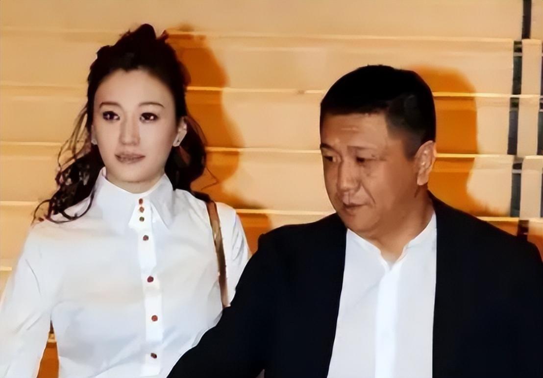 47的人间尤物李小冉感情经历挫折后最终收获爱情