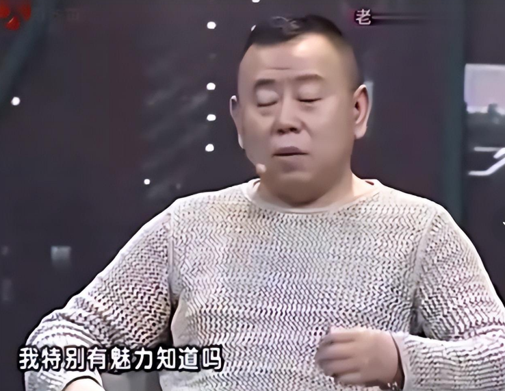 剧团里人才济济,貌不惊人的潘长江一直没有得到重用,与妻子结婚多年后
