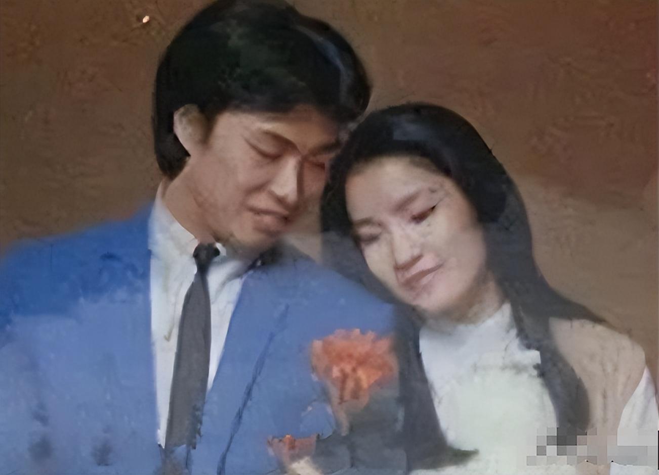 演出结束后,一位名叫安井千惠的日本女孩怀揣着忐忑不安的心情来到