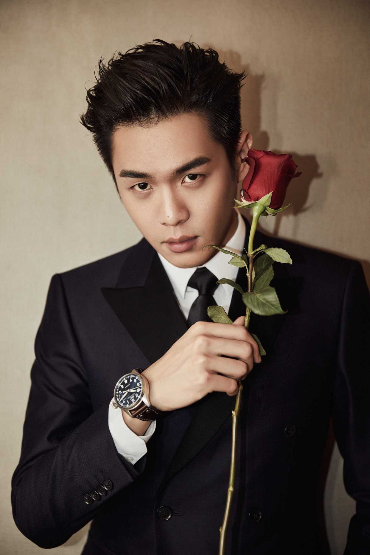 回顾张若昀的父亲都做了什么才让两人之间的感情彻底破碎