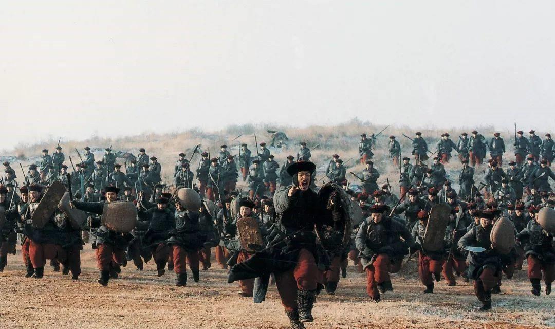 中期著名的将军,经历了清朝的康熙,雍正,乾隆三个朝代,一生战功卓越