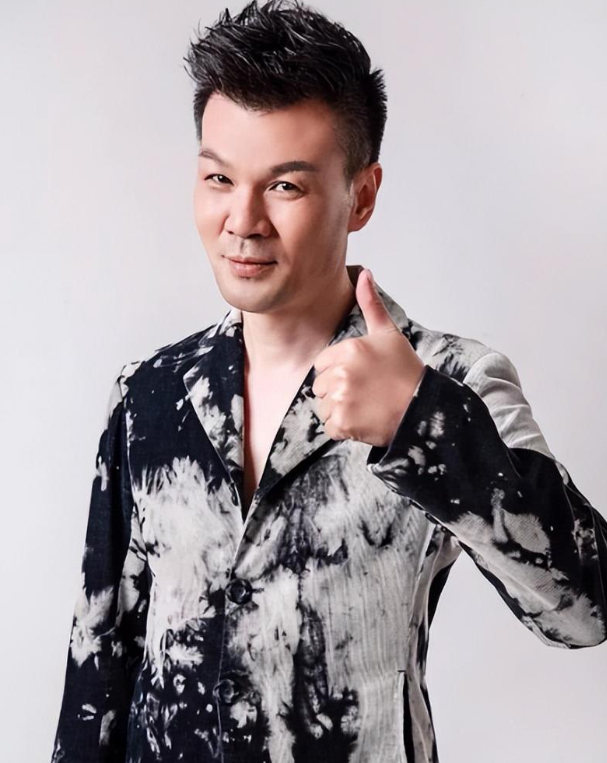 李彬曾是主持界一哥与病魔抗战多年后体会了什么叫人生