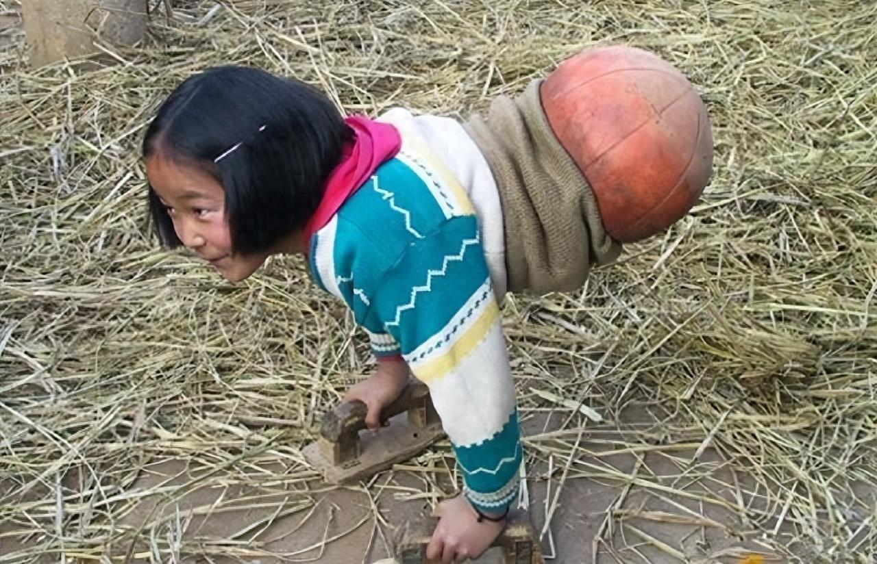 回顾:央视,公安报道的"篮球女孩",20多年过去,如今她怎样了?