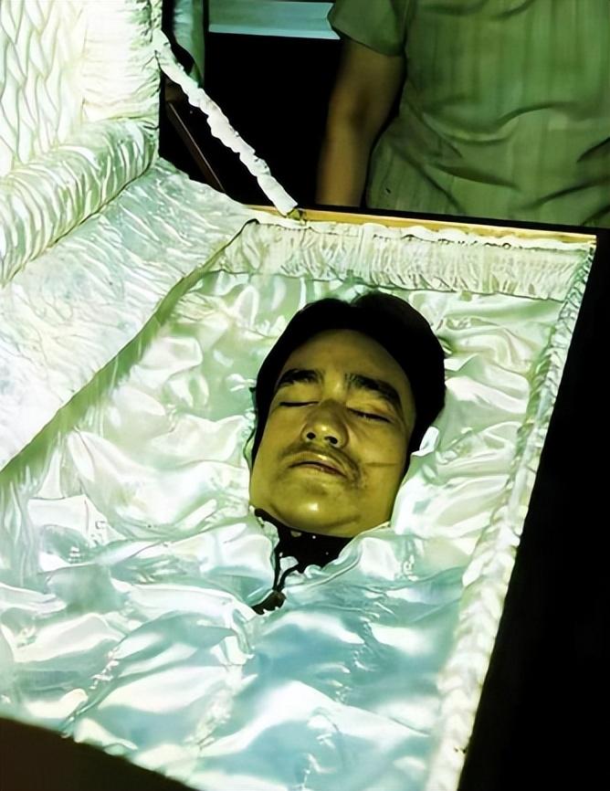 1973年,李小龙死在情人家中,谋杀还是药物致死?结果如何?