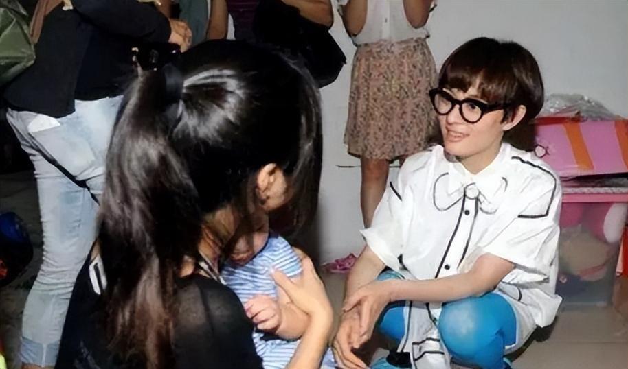 2006年孙俪被资助4年的白眼狼反咬一口走到今天怪谁