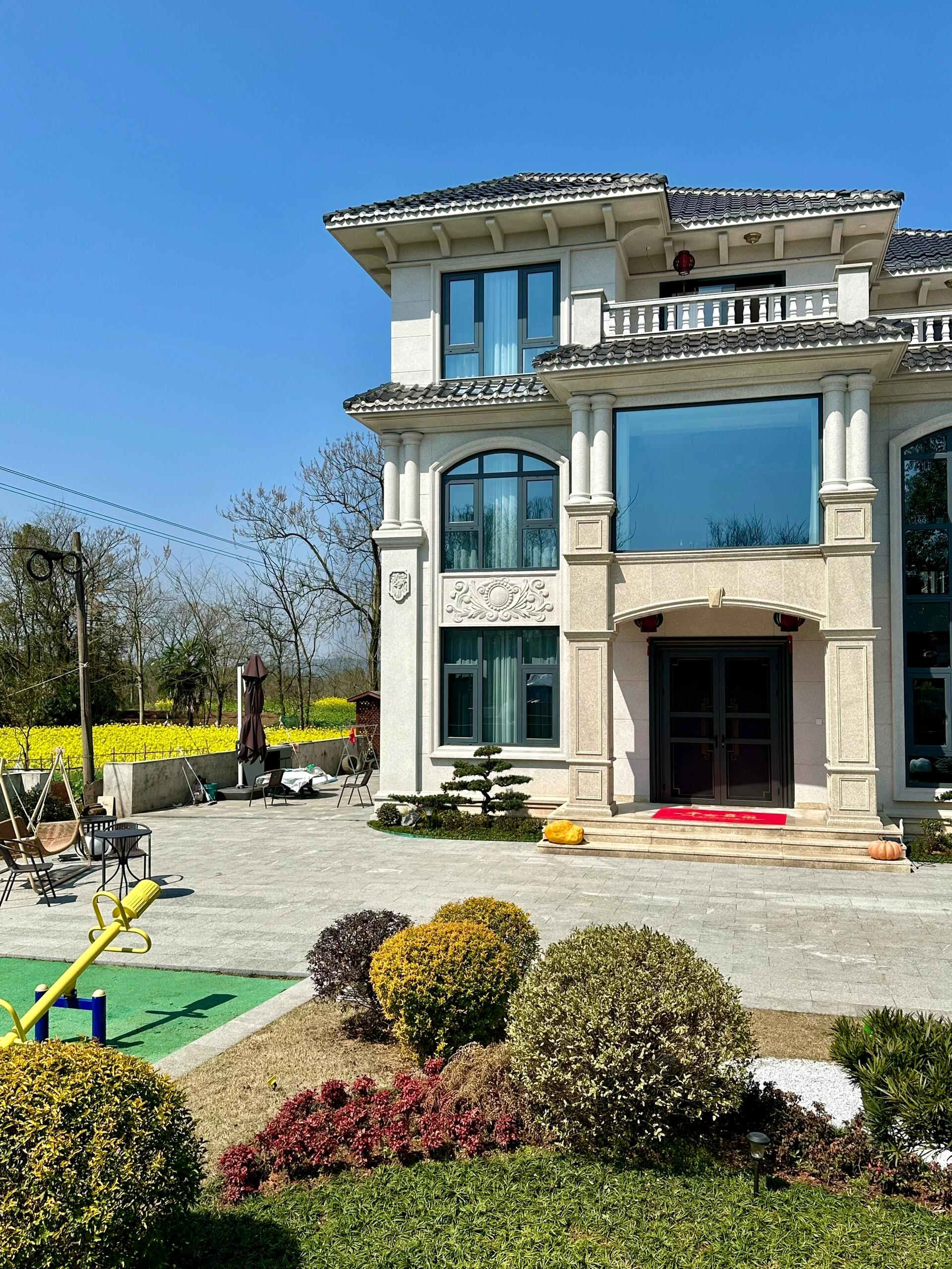 我家125平农村自建房显大显贵的方法 我家占地面积只有125平 很多小