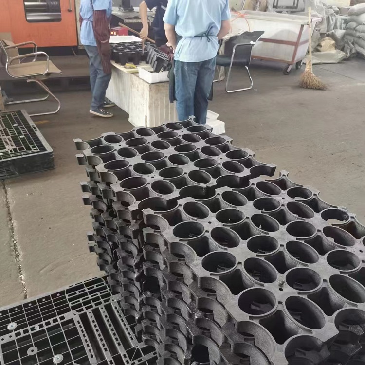 现浇生态植草砖模具 制作步骤