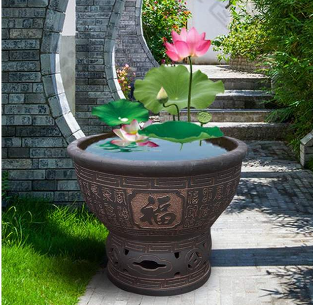 院中水缸的摆放禁忌:老话不宜放水缸背后的秘密竟然是这个!