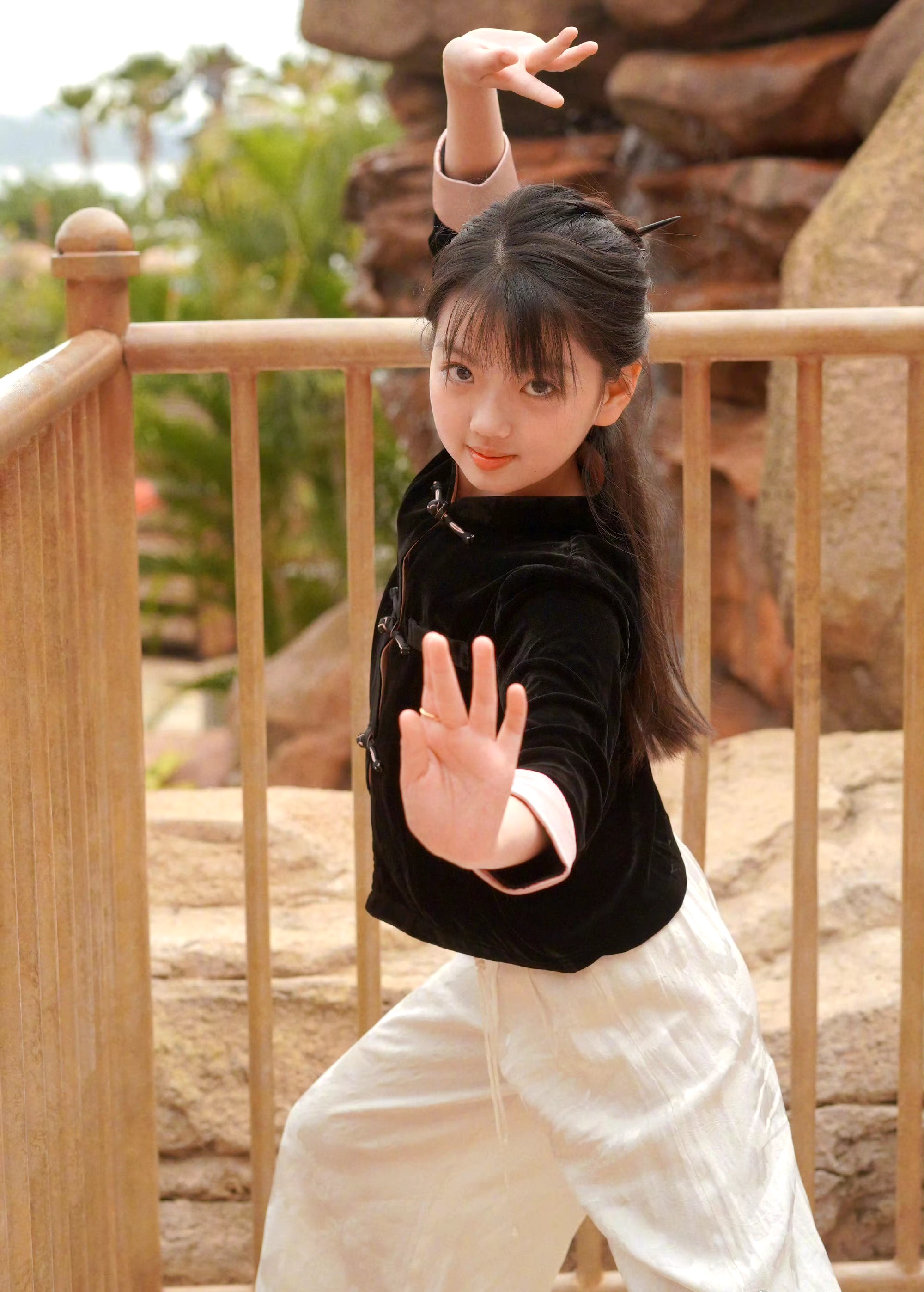 崔雅涵近照爸爸去哪儿小孩长大后的照片阿拉蕾真人阿拉蕾图片童蕾女儿