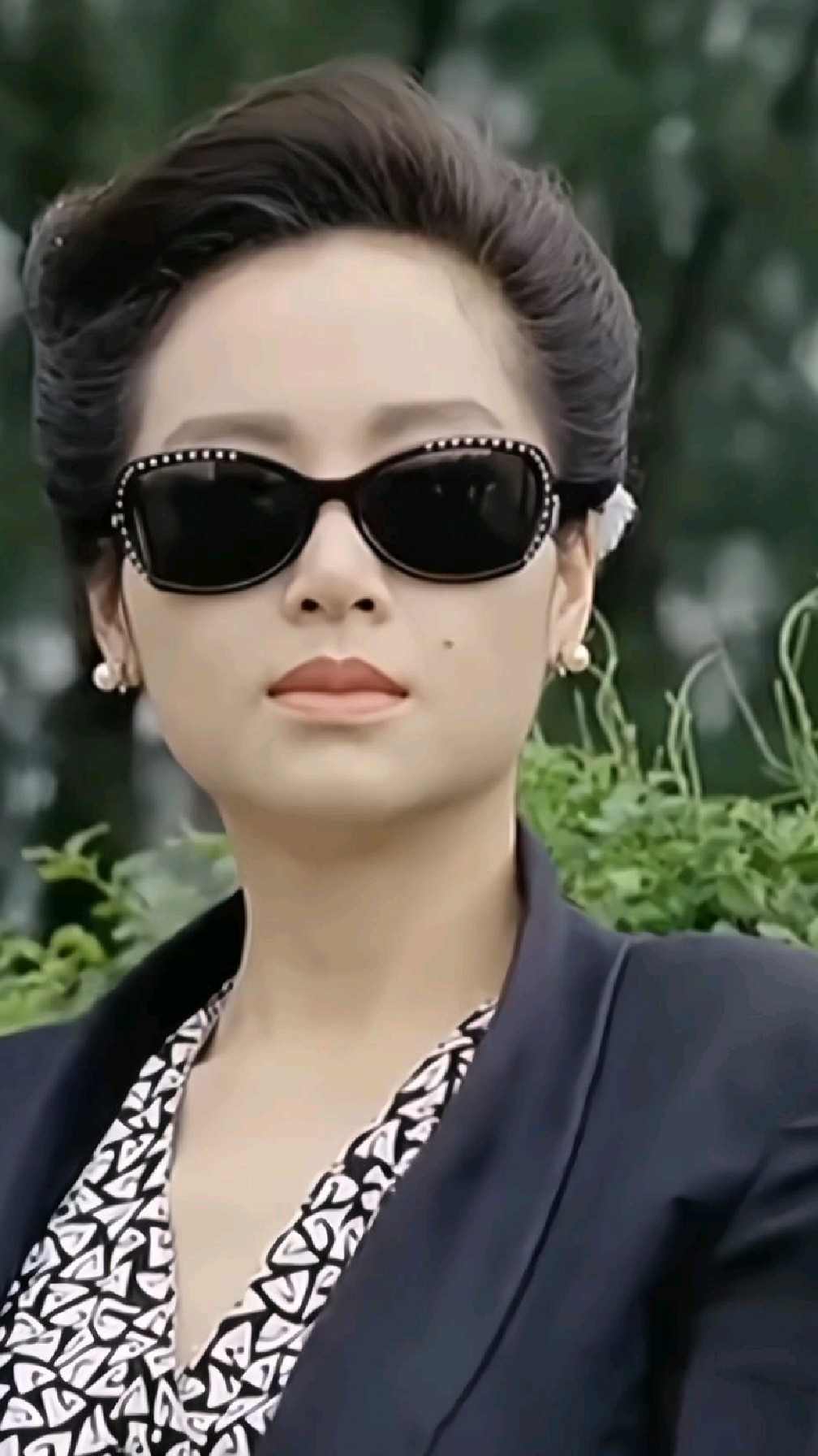 当年30岁的恬妞 万梓良的前妻 只有大哥的女人 才配得上大嫂的称号