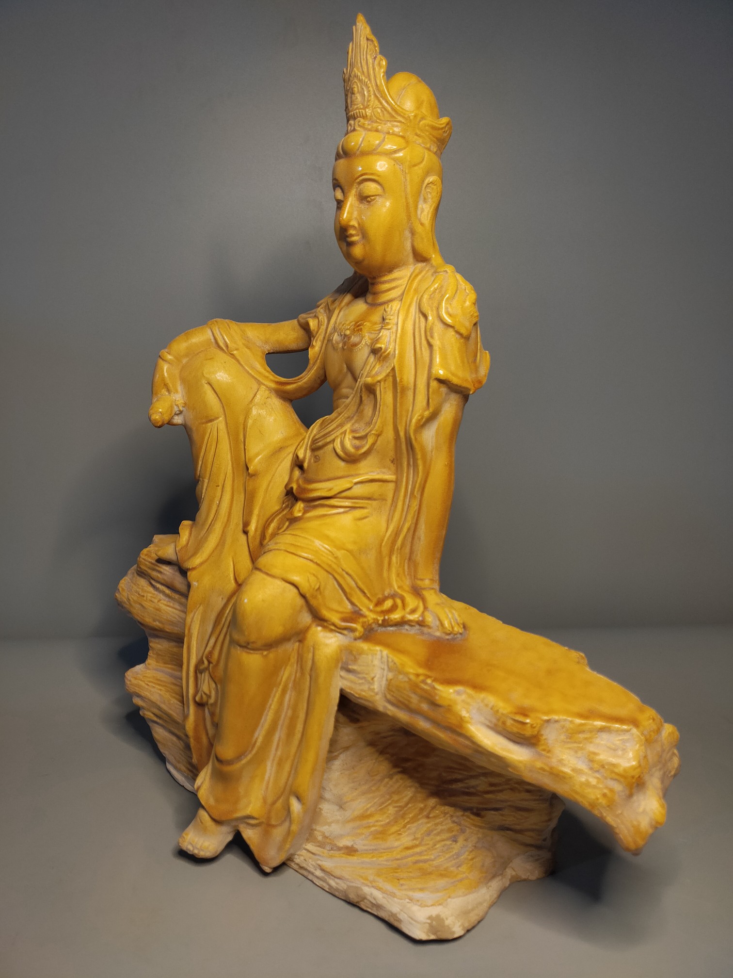 唐三彩「文殊菩萨」佛像,开片自然