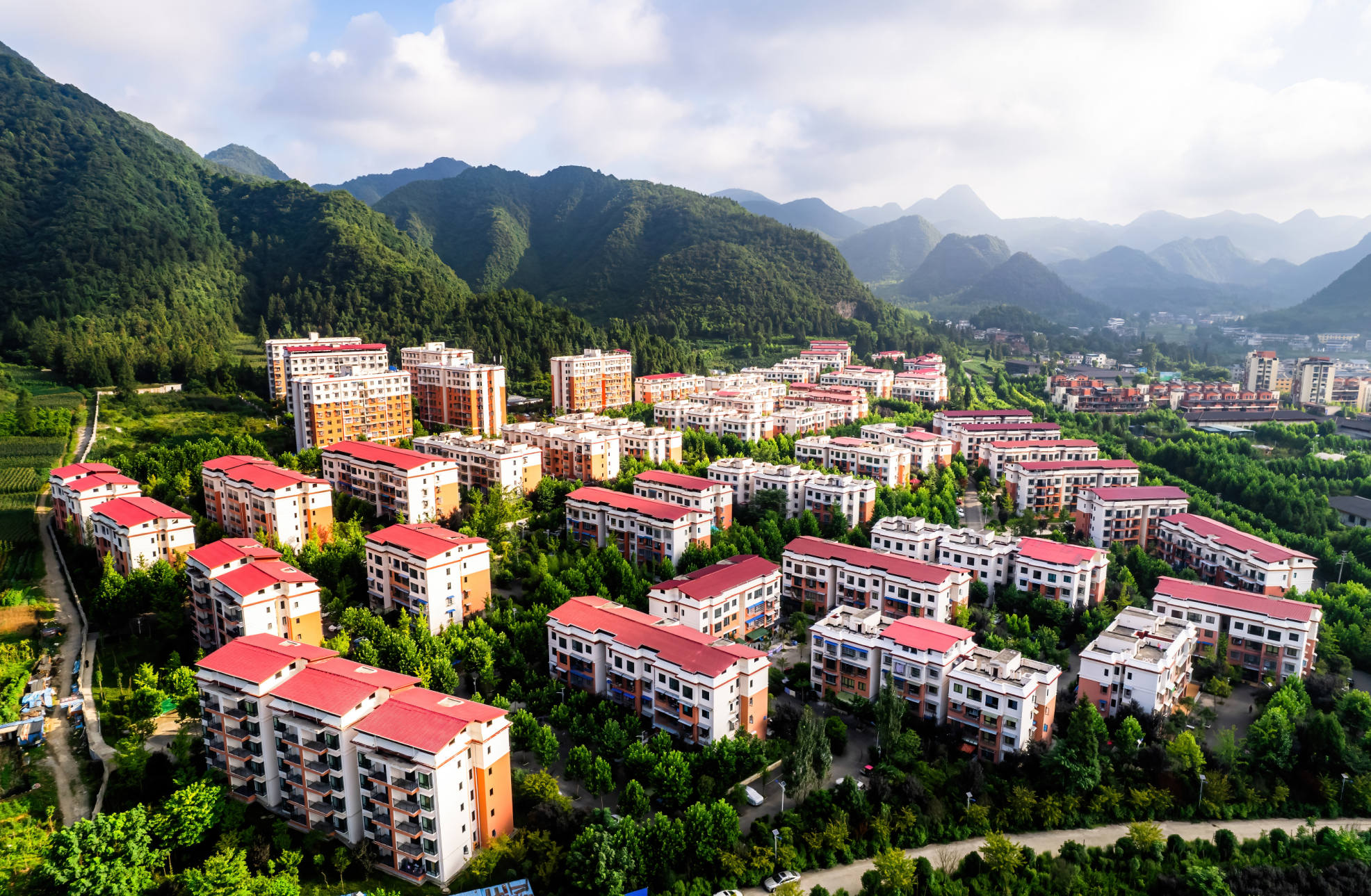 桐梓九坝生态度假区精装避暑现房,海拔1380米,10万方醇熟配套